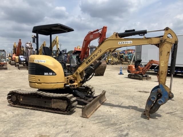 MINI EXCAVATOR — Auction (lot 8457-410)