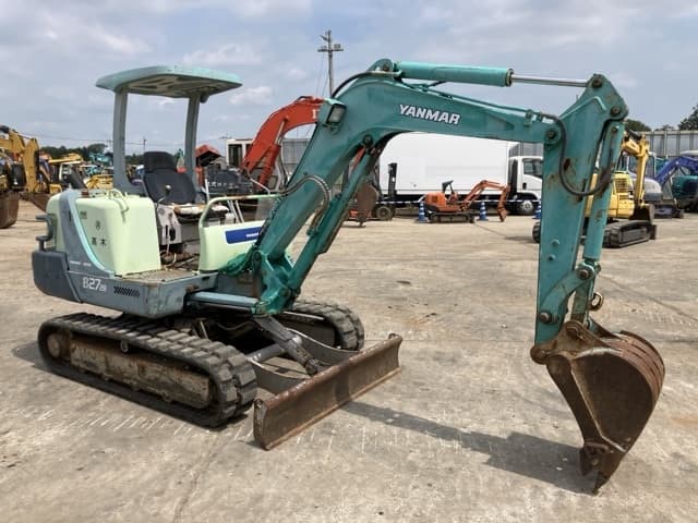 MINI EXCAVATOR — Auction (lot 8457-411)