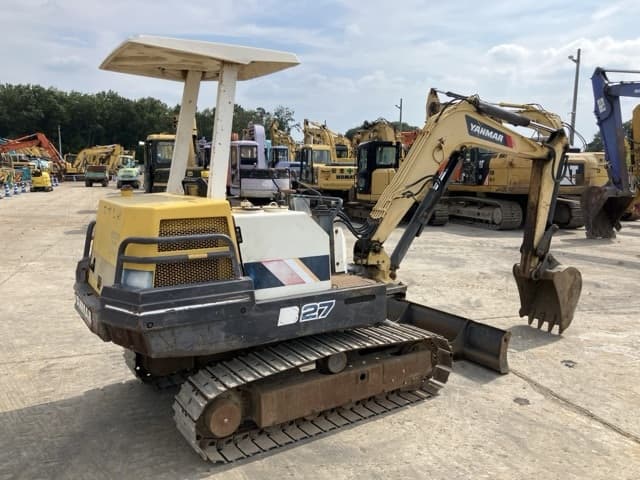 MINI EXCAVATOR — Auction (lot 8457-414)