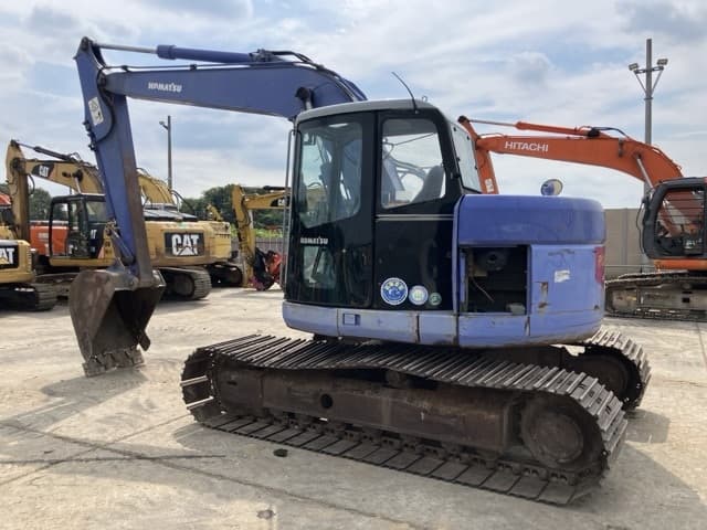 EXCAVATOR — Auction (lot 8457-415)