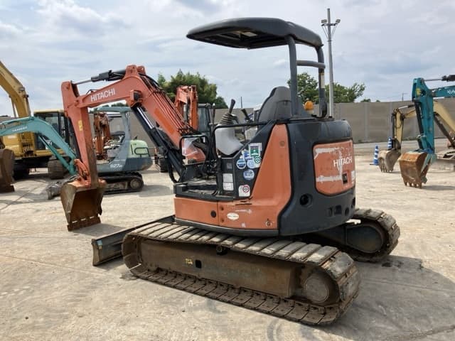 MINI EXCAVATOR — Auction (lot 8457-418)
