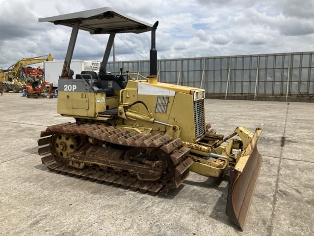 Bulldozer — Auction (lot 8457-42)