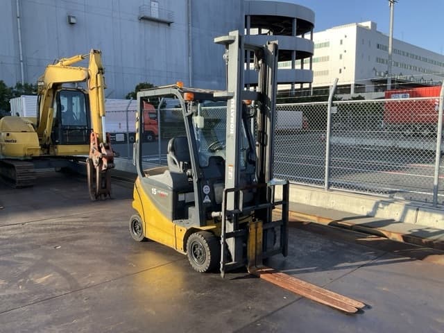 Battery Forklift — Auction (lot 8457-42007)