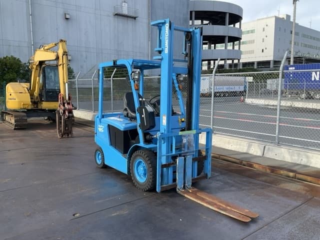 Battery Forklift — Auction (lot 8457-42008)
