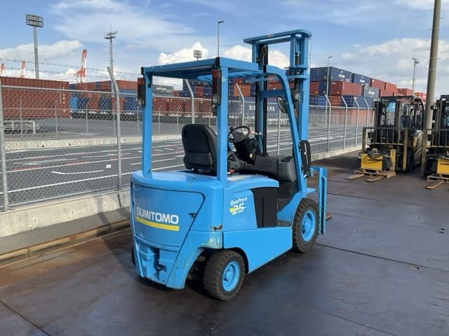 Battery Forklift — Auction (lot 8457-42008)