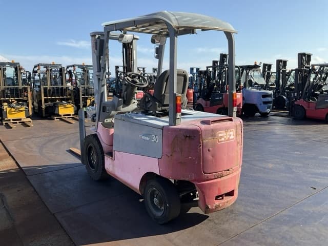 Battery Forklift — Auction (lot 8457-42011)