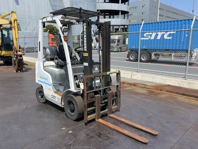 Forklift — Auction (lot 8457-42013)