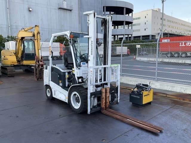 Battery Forklift — Auction (lot 8457-42014)