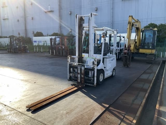 Battery Forklift — Auction (lot 8457-42015)