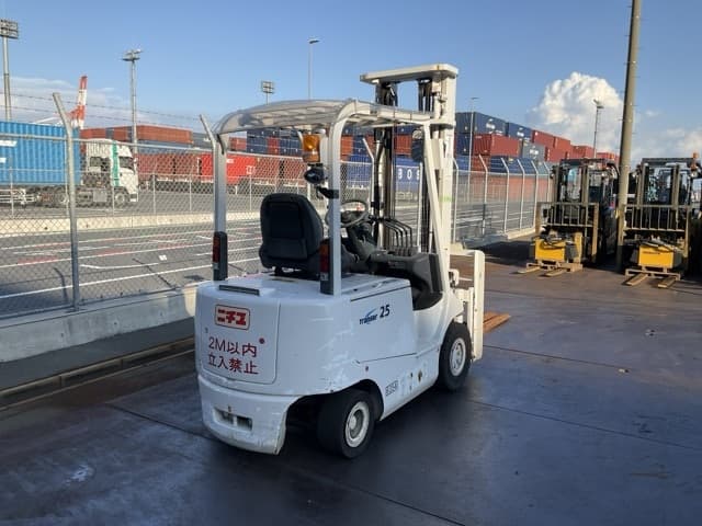 Battery Forklift — Auction (lot 8457-42015)
