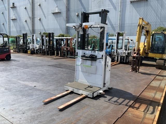 Battery Forklift — Auction (lot 8457-42016)