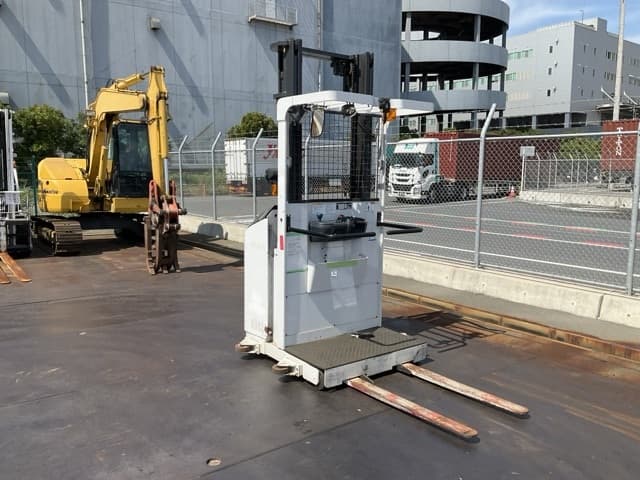 Battery Forklift — Auction (lot 8457-42016)