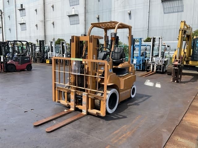 Battery Forklift — Auction (lot 8457-42017)
