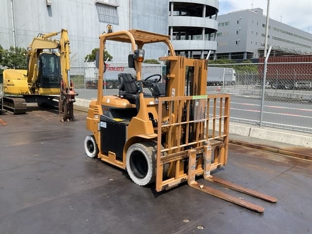Battery Forklift — Auction (lot 8457-42017)