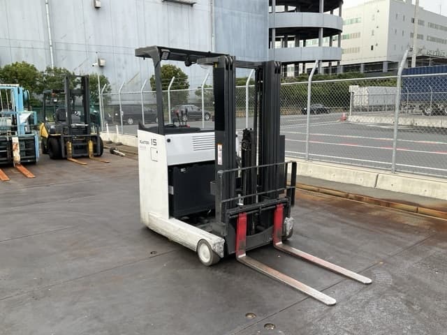 Reach Forklift — Auction (lot 8457-42020)