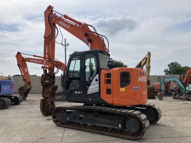 EXCAVATOR — Auction (lot 8457-421)