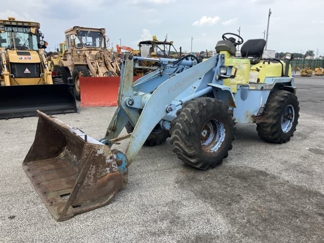 MINI WHEEL LOADER — Auction (lot 8457-423)