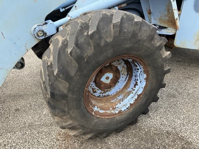 MINI WHEEL LOADER — Auction (lot 8457-423)