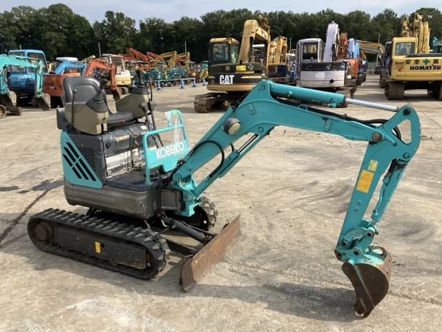 MINI EXCAVATOR — Auction (lot 8457-425)