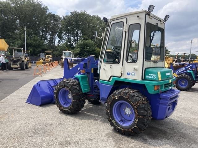 MINI WHEEL LOADER — Auction (lot 8457-43)