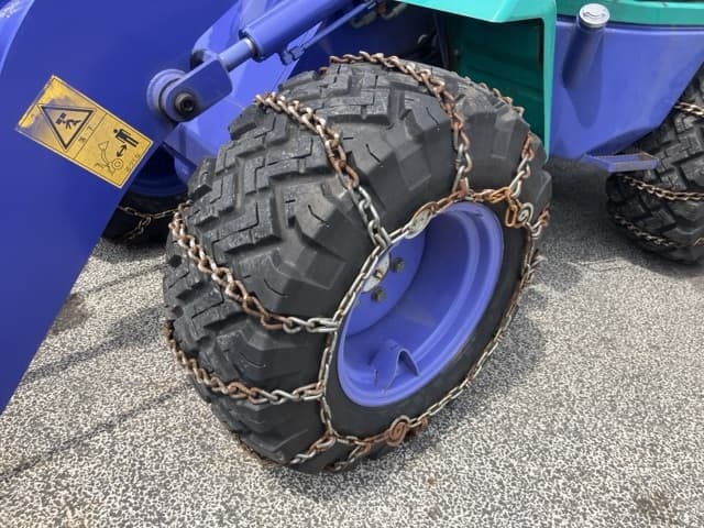 MINI WHEEL LOADER — Auction (lot 8457-43)