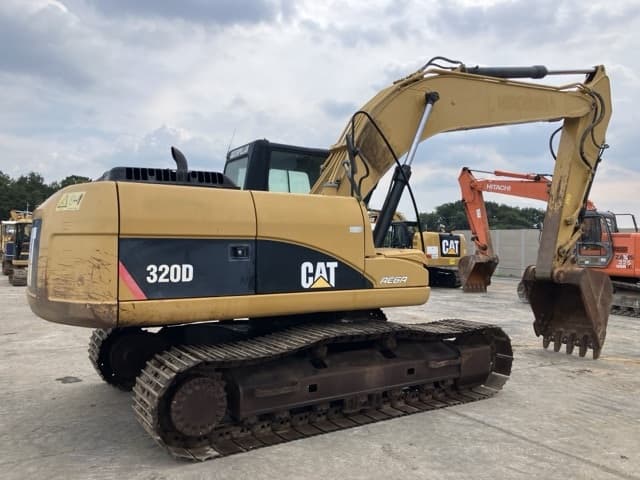 EXCAVATOR — Auction (lot 8457-431)