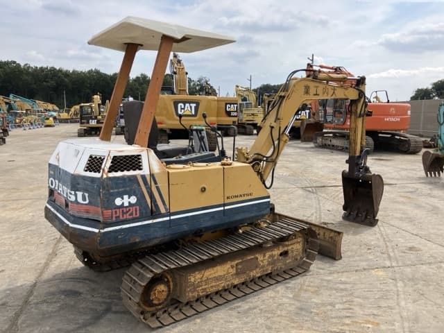 MINI EXCAVATOR — Auction (lot 8457-437)