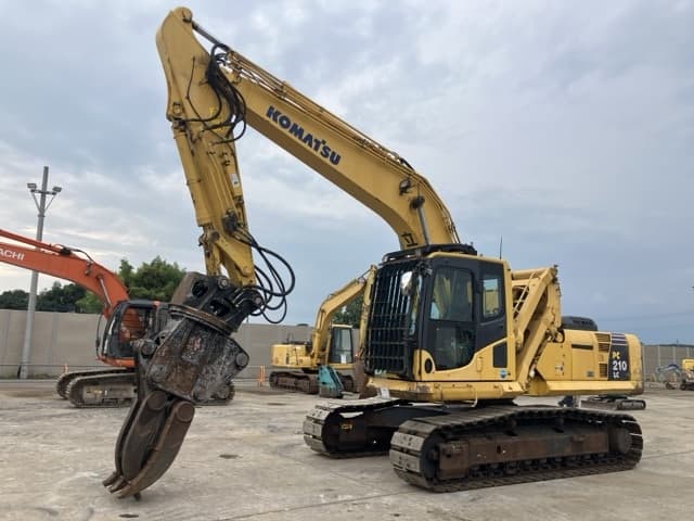 EXCAVATOR — Auction (lot 8457-441)