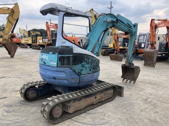 MINI EXCAVATOR — Auction (lot 8457-442)