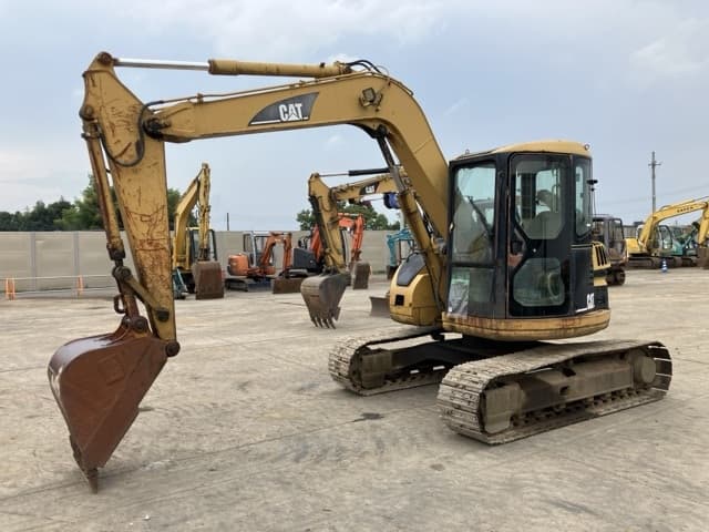 EXCAVATOR — Auction (lot 8457-445)