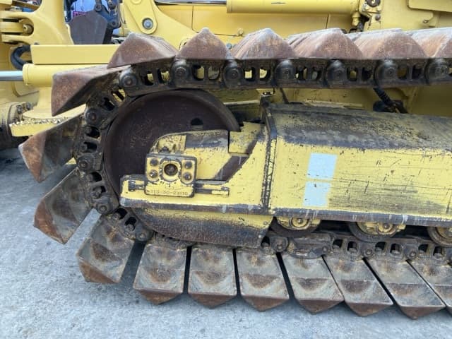 Bulldozer — Auction (lot 8457-446)