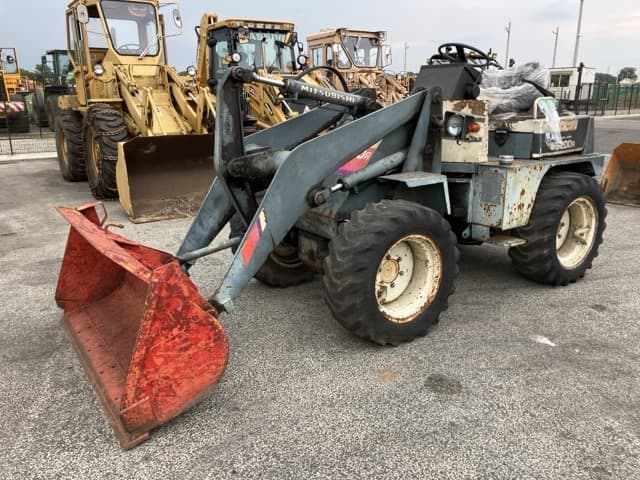 MINI WHEEL LOADER — Auction (lot 8457-448)