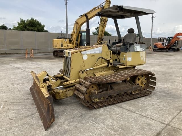 Bulldozer — Auction (lot 8457-45)