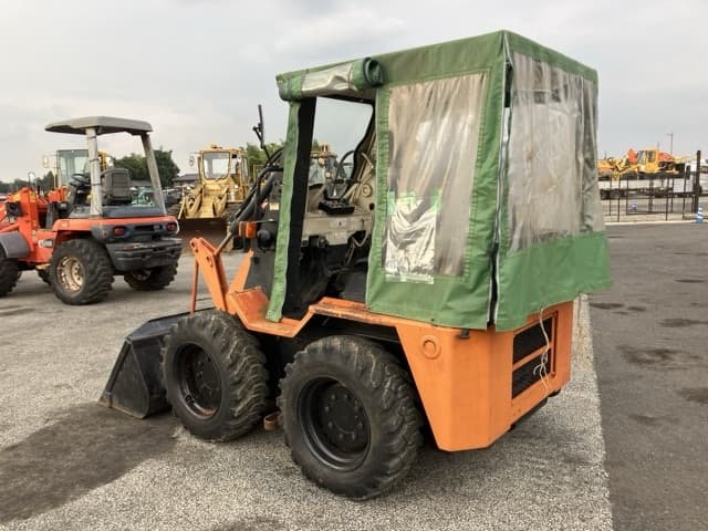 SKID STEER LOADER — Auction (lot 8457-456)