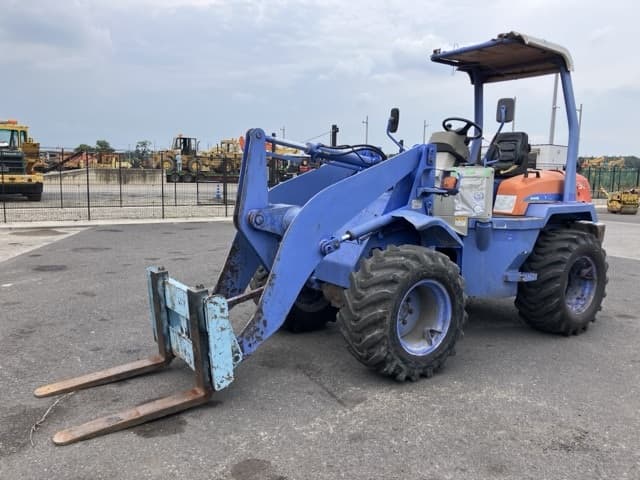 MINI WHEEL LOADER — Auction (lot 8457-458)