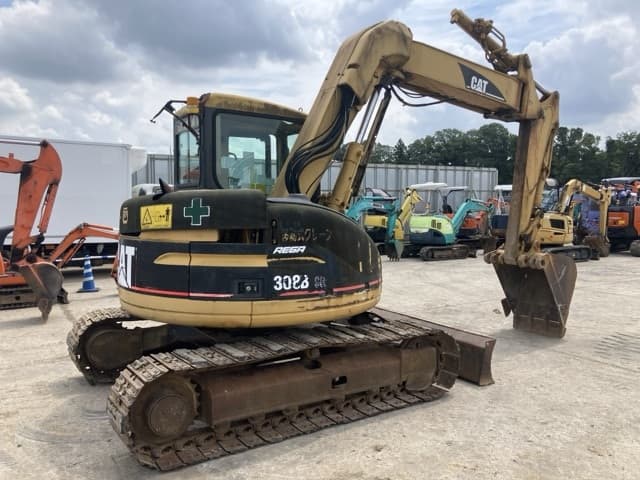 EXCAVATOR — Auction (lot 8457-46)