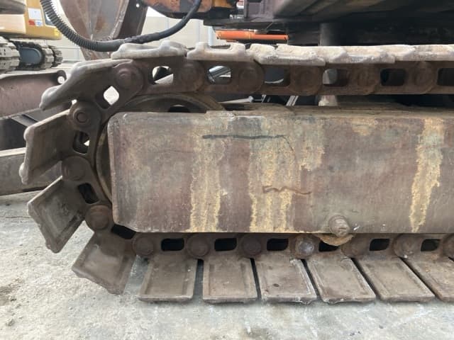 MINI EXCAVATOR — Auction (lot 8457-462)
