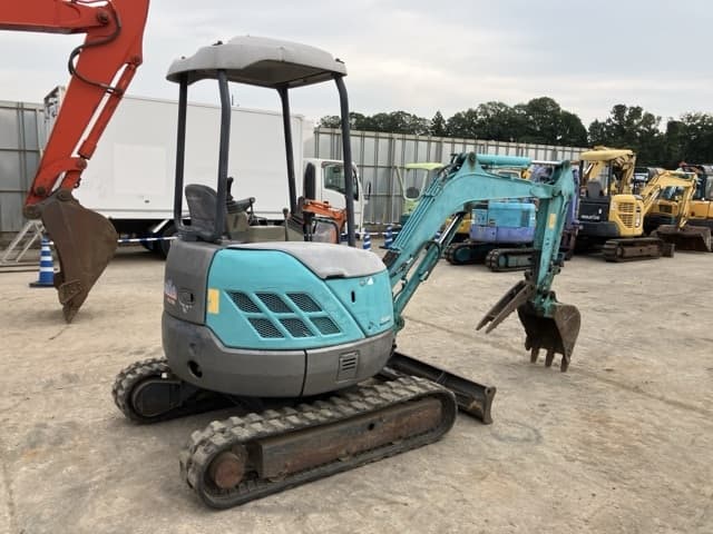MINI EXCAVATOR — Auction (lot 8457-463)