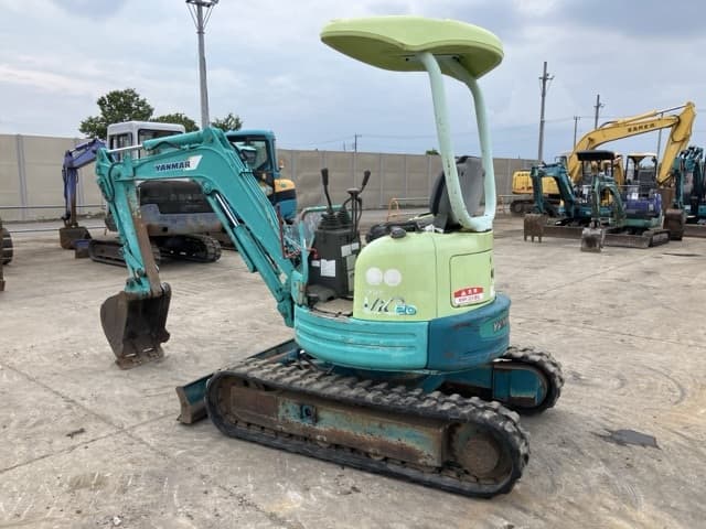MINI EXCAVATOR — Auction (lot 8457-464)