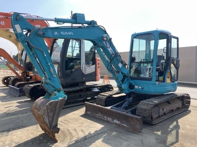 MINI EXCAVATOR — Auction (lot 8457-465)