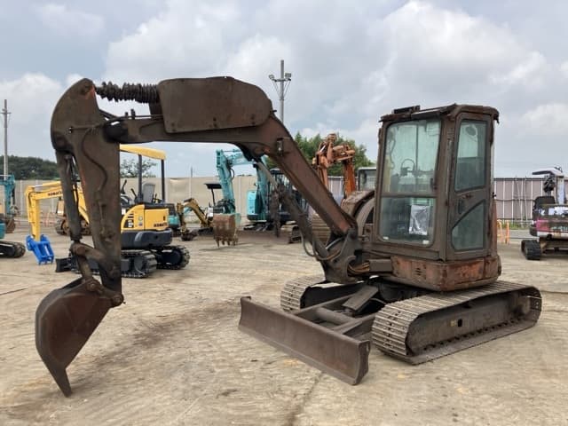 MINI EXCAVATOR — Auction (lot 8457-467)