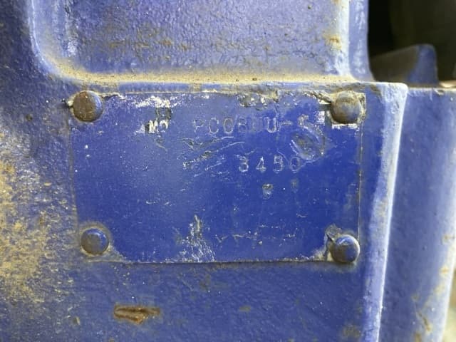 MINI EXCAVATOR — Auction (lot 8457-472)