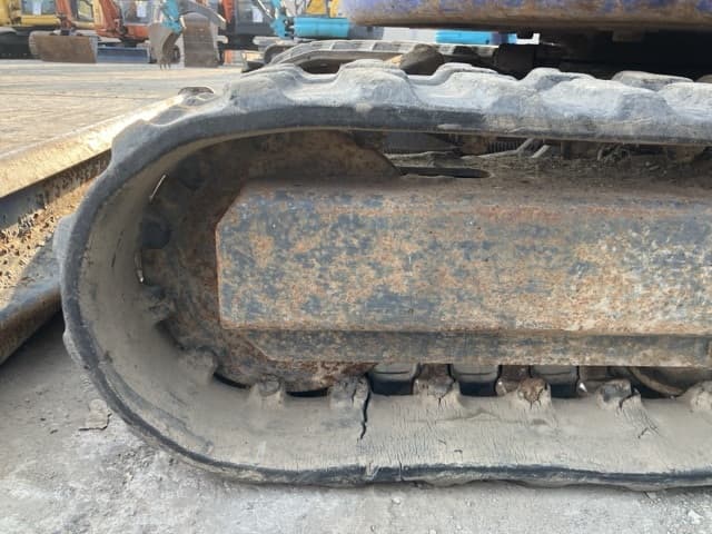 MINI EXCAVATOR — Auction (lot 8457-472)