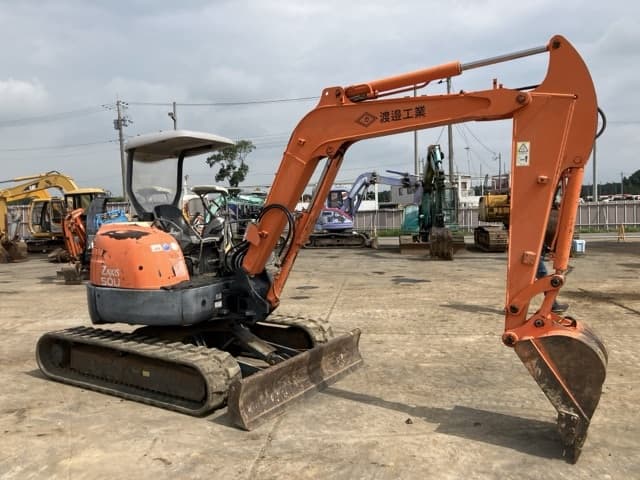 MINI EXCAVATOR — Auction (lot 8457-473)