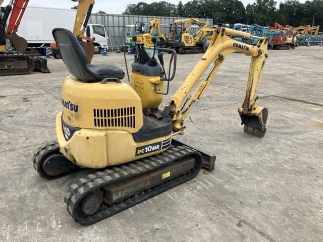 MINI EXCAVATOR — Auction (lot 8457-476)
