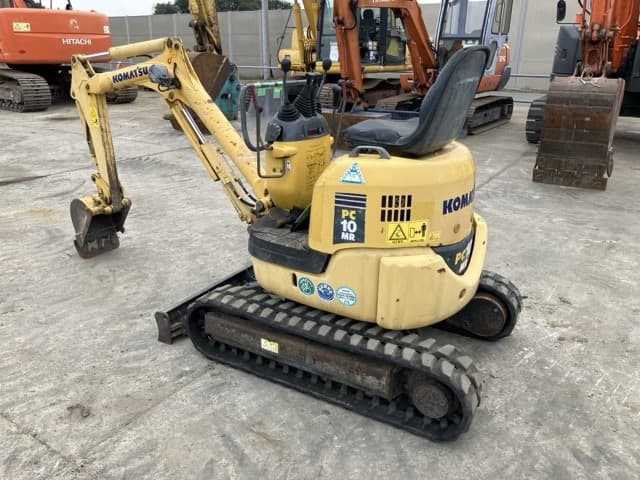 MINI EXCAVATOR — Auction (lot 8457-476)