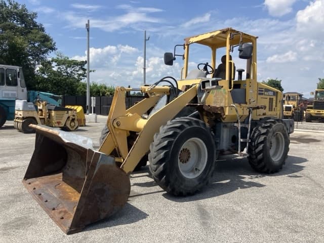 WHEEL LOADER — Auction (lot 8457-48)