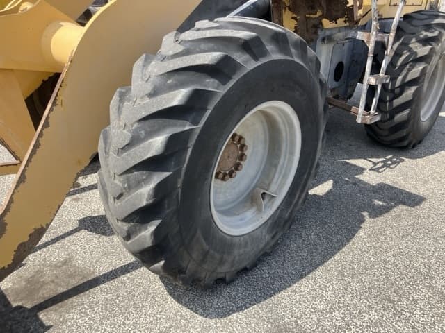 WHEEL LOADER — Auction (lot 8457-48)