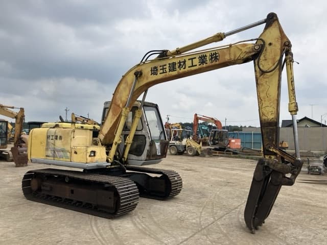 EXCAVATOR — Auction (lot 8457-481)