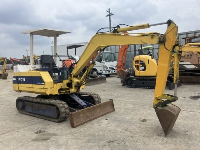 MINI EXCAVATOR — Auction (lot 8457-483)